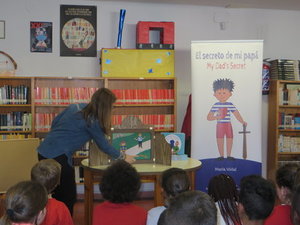 Cuenta cuentos Biblioteca Municipal Albayzín (Granada) . 11-mar-19